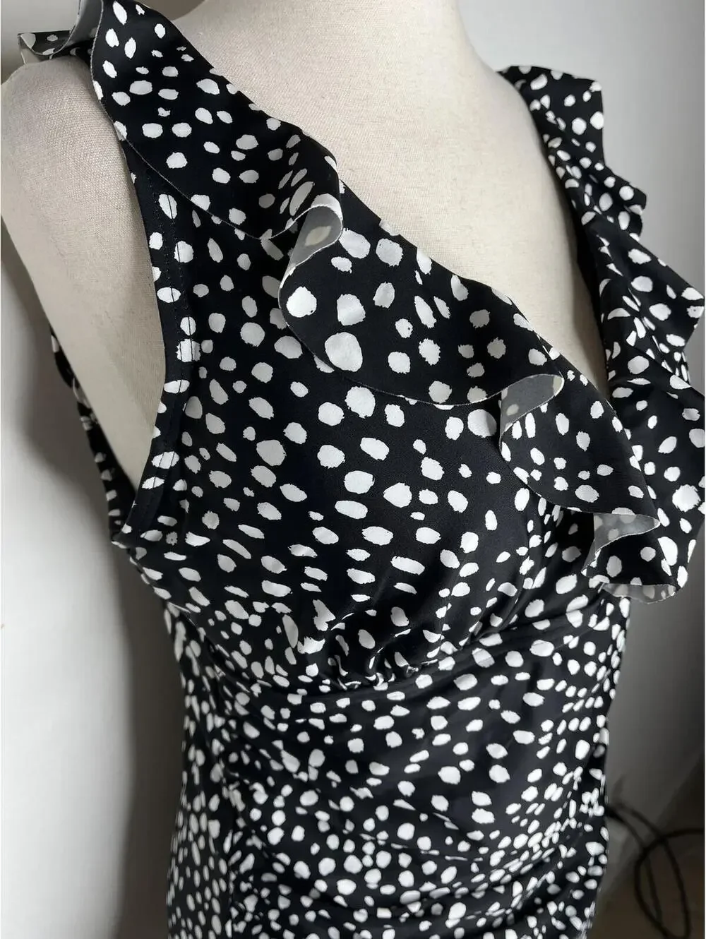 NWOT DKNY Women's Black/White One-Piece Swimsuit Size 14 - Picture 2 of 9